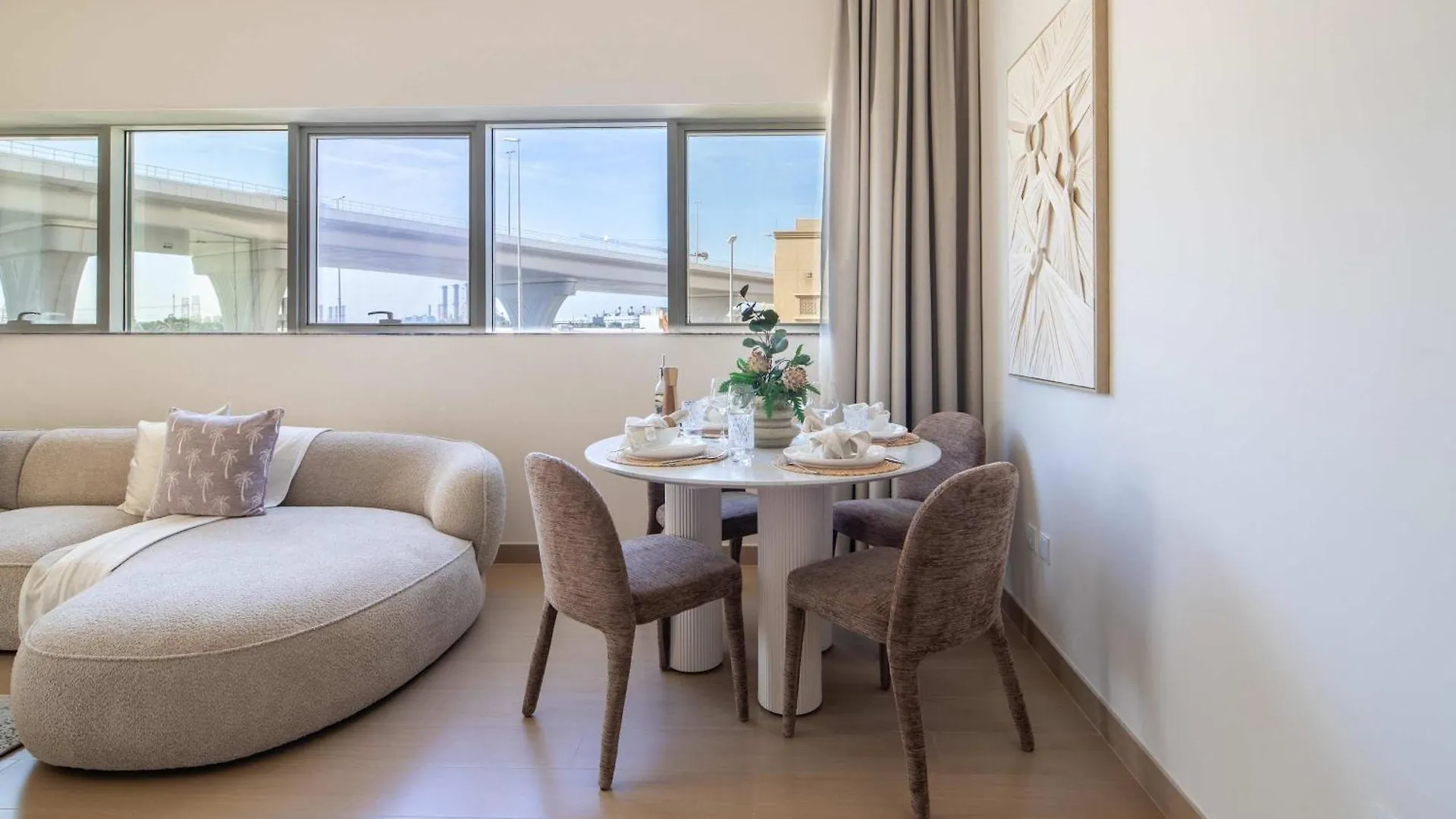 Frank Porter - Zen Tower Dubai 0*,  United Arab Emirates